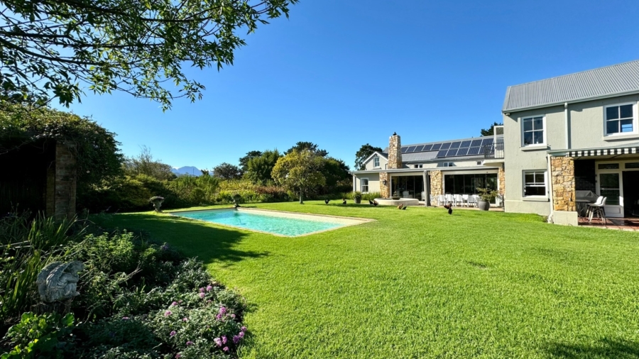 7 Bedroom Property for Sale in Stellenbosch Farms Western Cape